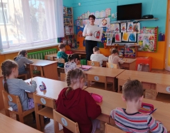 Разноцветный огонь: как в ГБДОУ № 49 дети познавали тайны цвета огня
